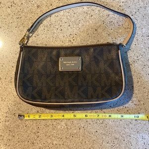 Small Michael Kors Purse.